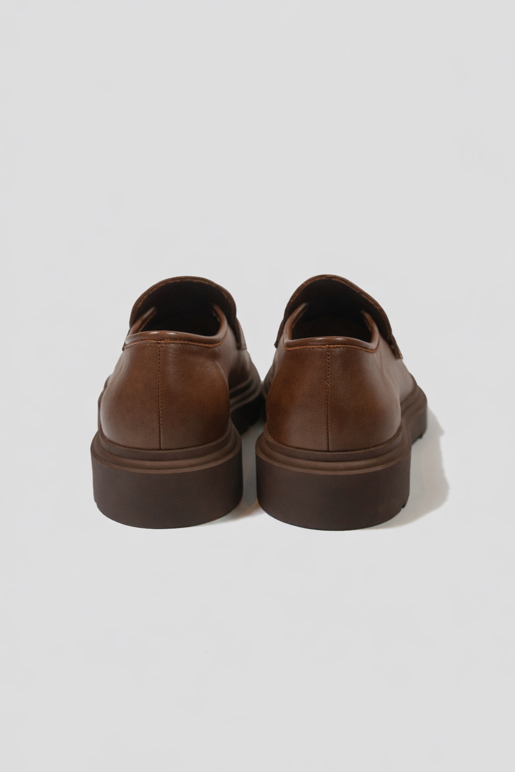 Heart Tip Leather Loafers
