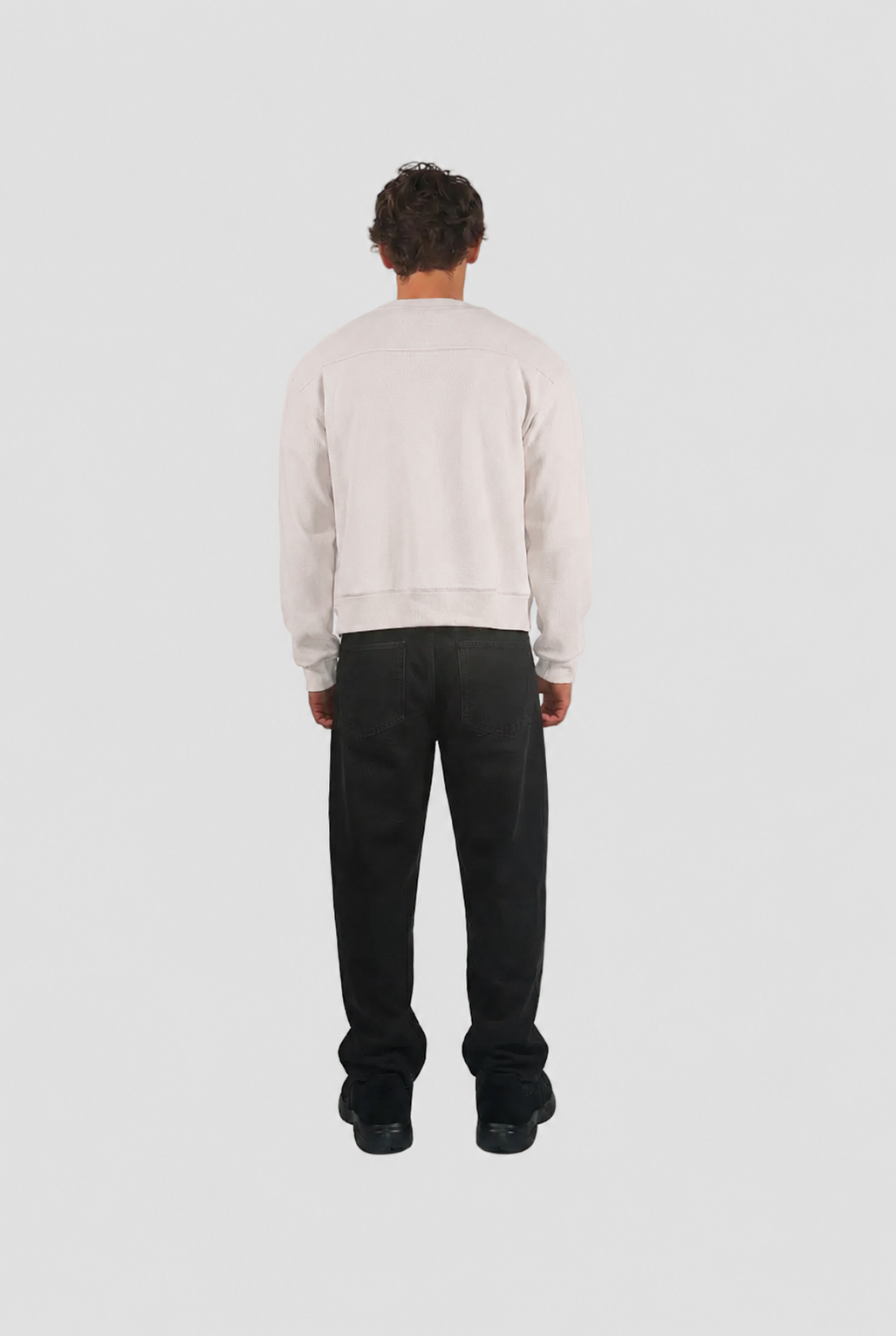 Minimal Atelier Cardigan