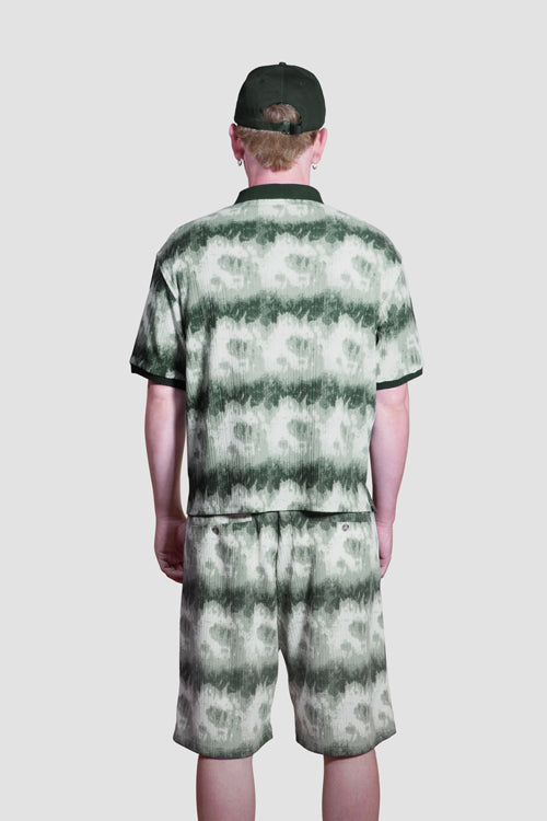 Cloud Pattern Knit Shorts Green model