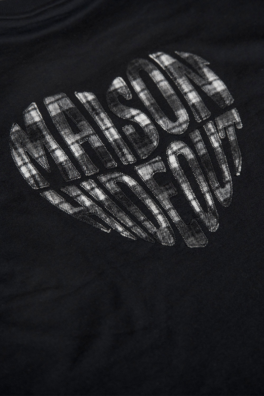 Hi Plaid Maison Hideout T-Shirt  black