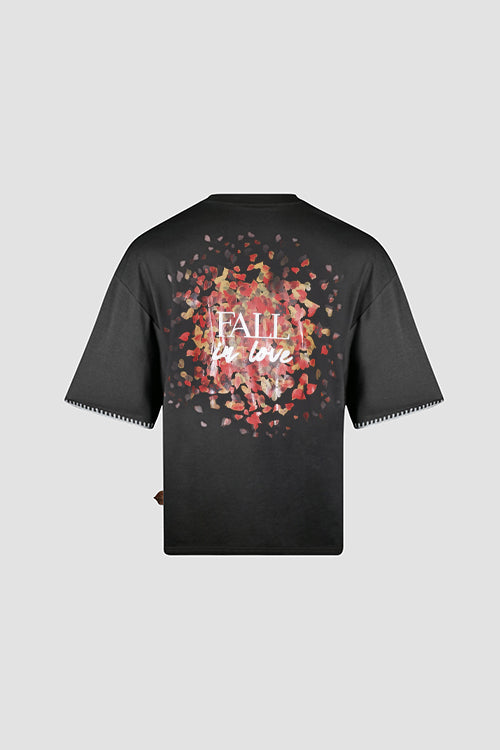 Übergroßes T-Shirt „Fall In Love“.